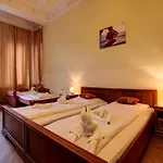 Bernstein Am Kurfuerstendamm