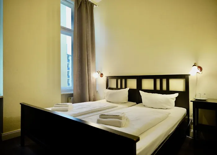 Bernstein Am Kurfuerstendamm 3* Berlin