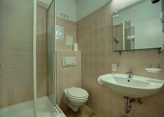 Hotell Bernstein Am Kurfuerstendamm 3*