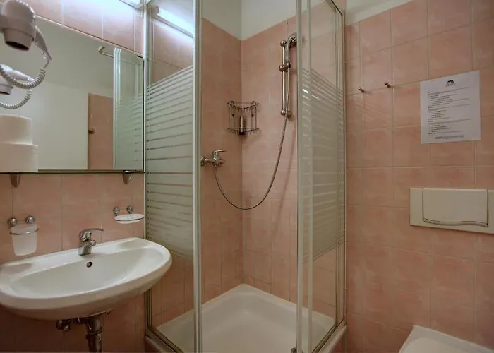 Bernstein Am Kurfuerstendamm Berlin