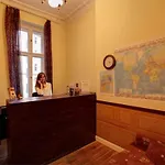 Bernstein Am Kurfuerstendamm 3*