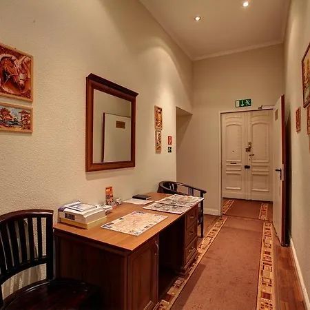 Bernstein Am Kurfuerstendamm Hotel 3*