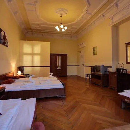 Bernstein Am Kurfuerstendamm Hotel 3*