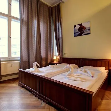 Bernstein Am Kurfuerstendamm